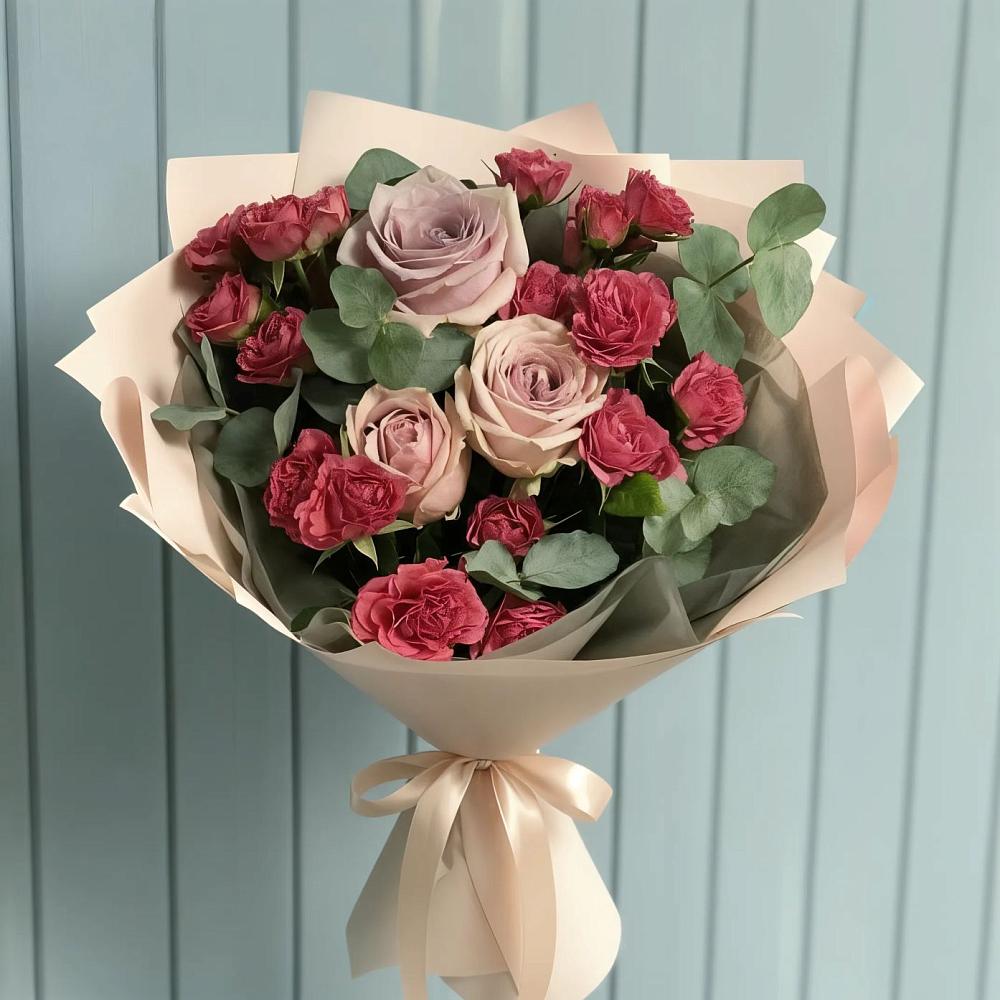 Букет цветов из: Гвоздики и Розы в Совхозный