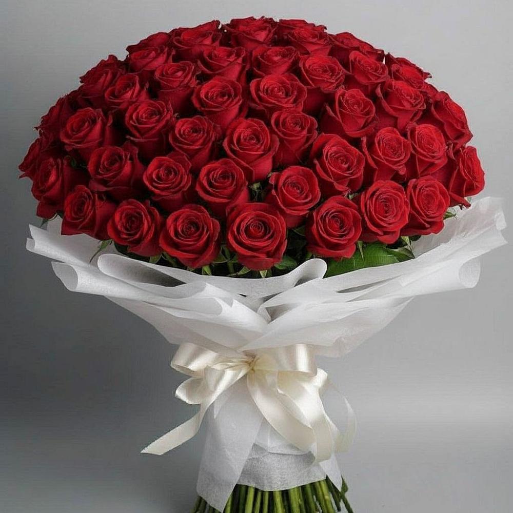 Букет 101 Красная роза Блэк Мэджик в Совхозный