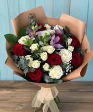 Букет цветов из:  Розы и Альстромерии в Совхозный