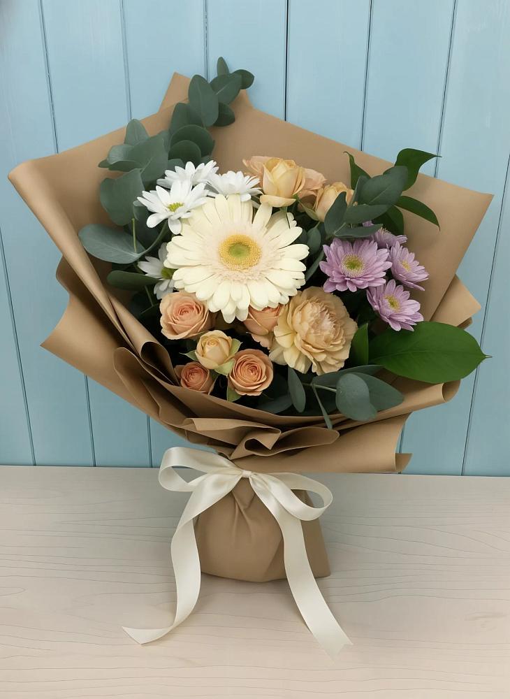 Букет цветов из: Герберы и Хризантемы в Совхозный