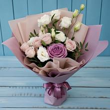 Букет цветов из:  Розы и Лизиантусы в Совхозный