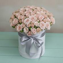 Цветочная композиция из Розы в шляпной коробке в Совхозный