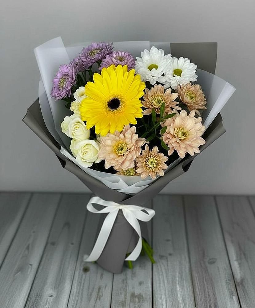 Букет цветов из: Розы, Герберы и Хризантемы в Совхозный
