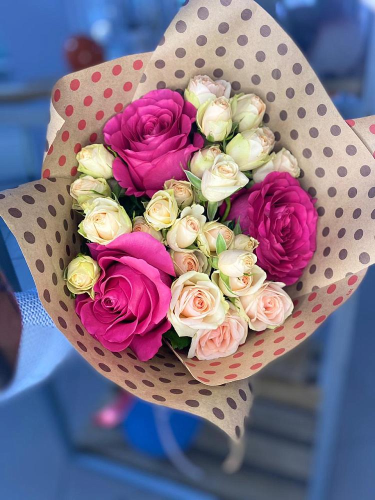 Букет цветов из: Розы в Совхозный