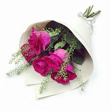 Букет цветов из:  Розы в Совхозный