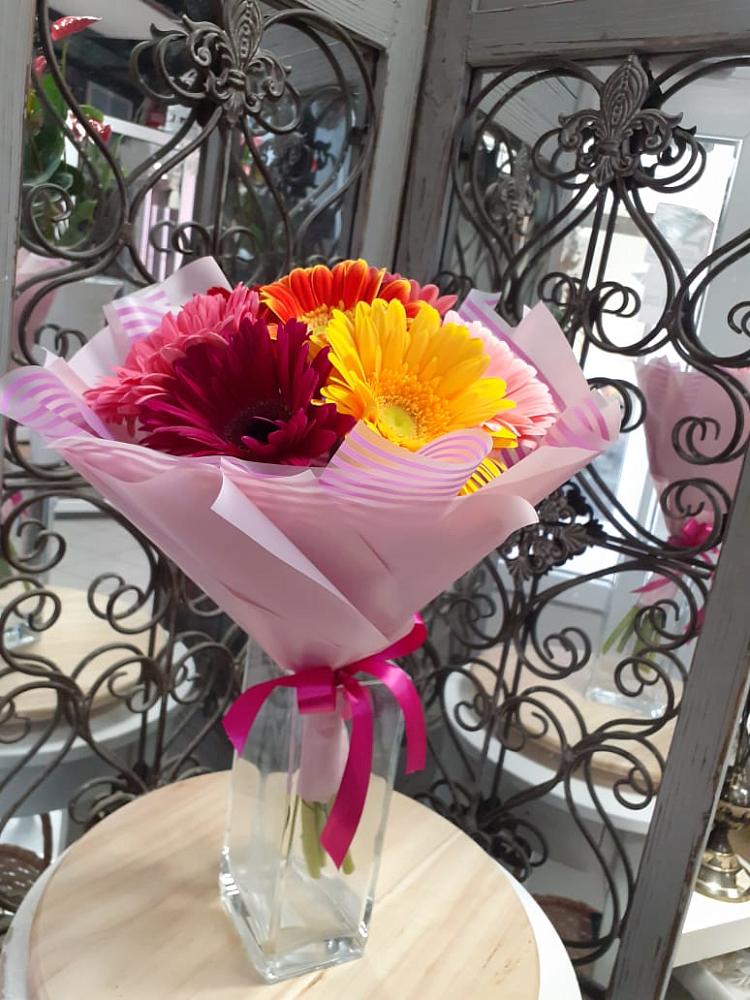 Букет цветов из: Герберы в Совхозный