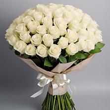 Букет 101 беля роза Белоснежка в Совхозный