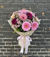Букет цветов из:  Герберы и Хризантемы в Совхозный