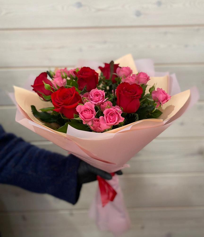 Букет цветов из: Розы в Совхозный