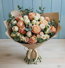 Букет цветов из:  Альстромерии и Розы в Совхозный